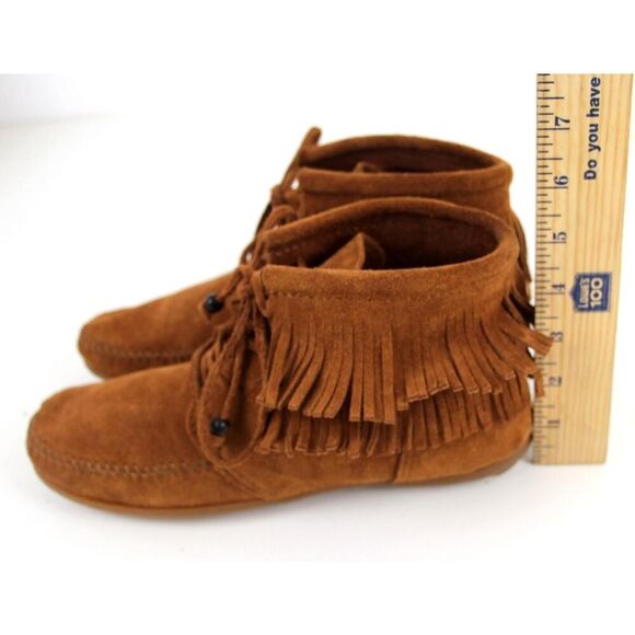 Minnetonka TAN BROWN GENUINE LEATHER SUEDE FLAT LACE ROUND TOE ANKLE BOOTS Sz 7 - Picture 6 of 9